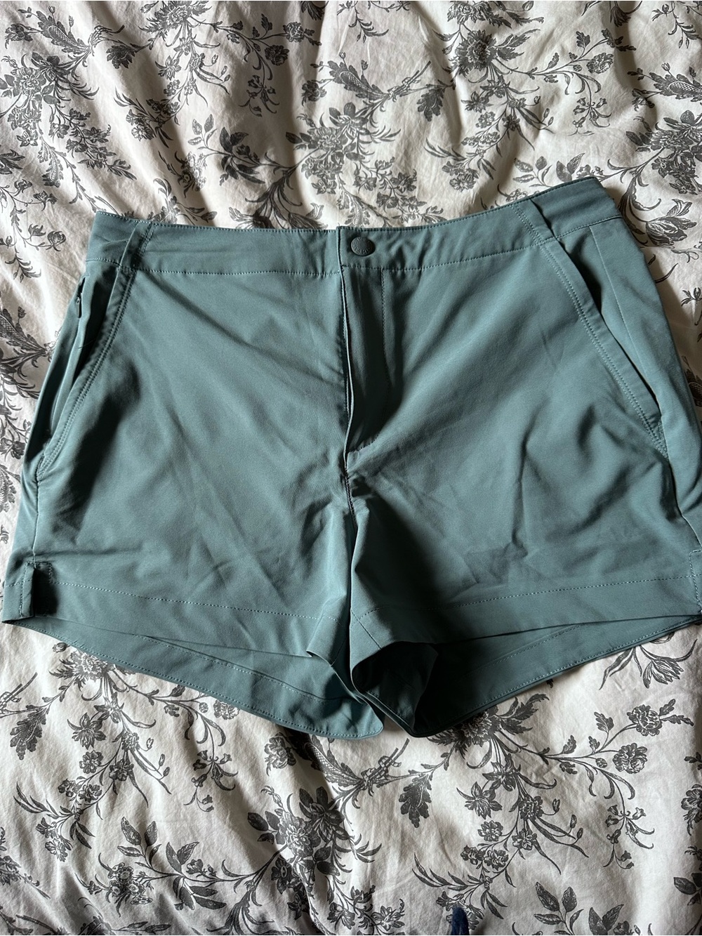 The North Face Women's Teal Active Stretch Shorts